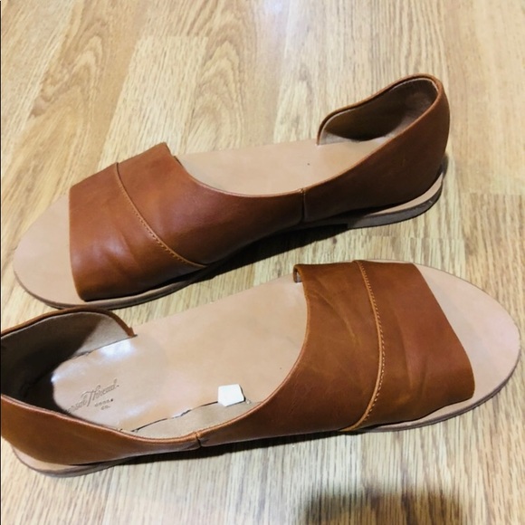 Universal Thread Shoes - Universal Thread Camel Sandal 9.5 Boho EUC
